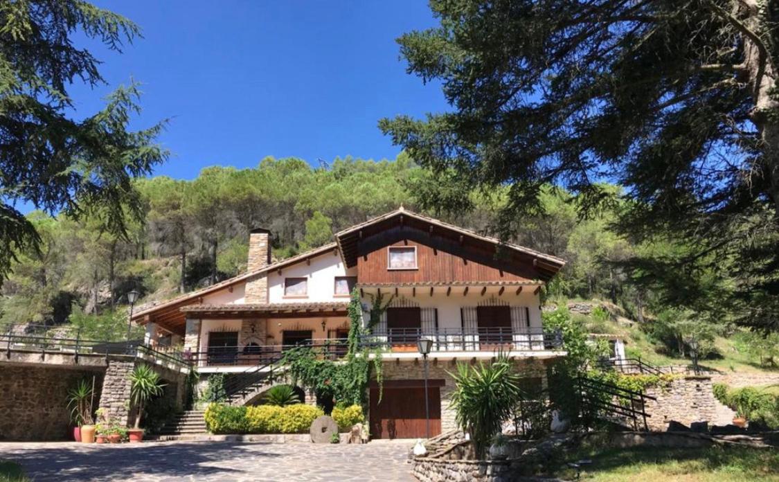 Els Avets De La Muga Panzió Sant Llorenç de la Muga Kültér fotó
